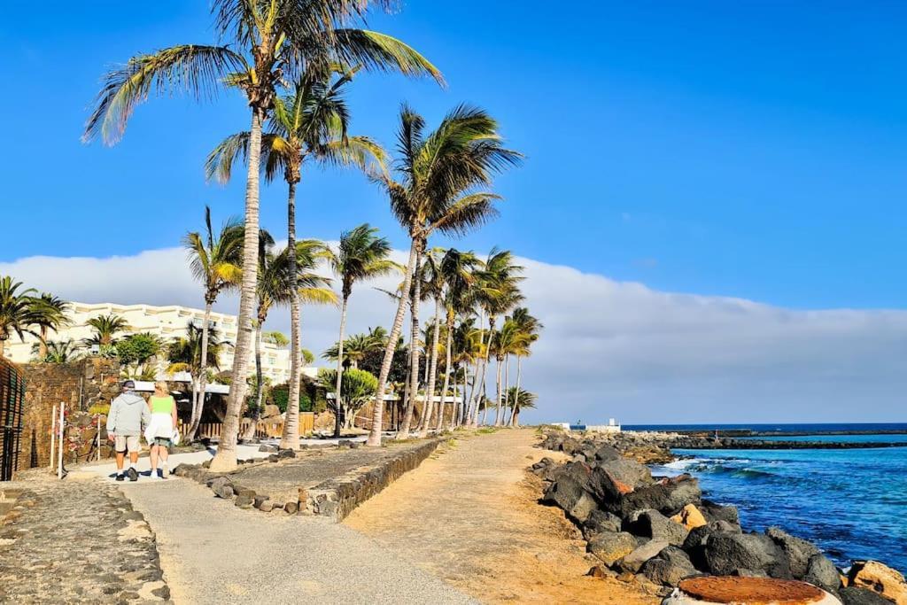 Cactus, Playa Y Piscina Daire Costa Teguise Dış mekan fotoğraf